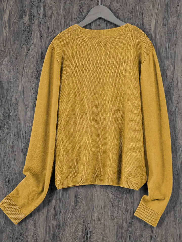 Helene | Damen Strickjacke mit Rundhalsausschnitt, Knöpfen und Tasche