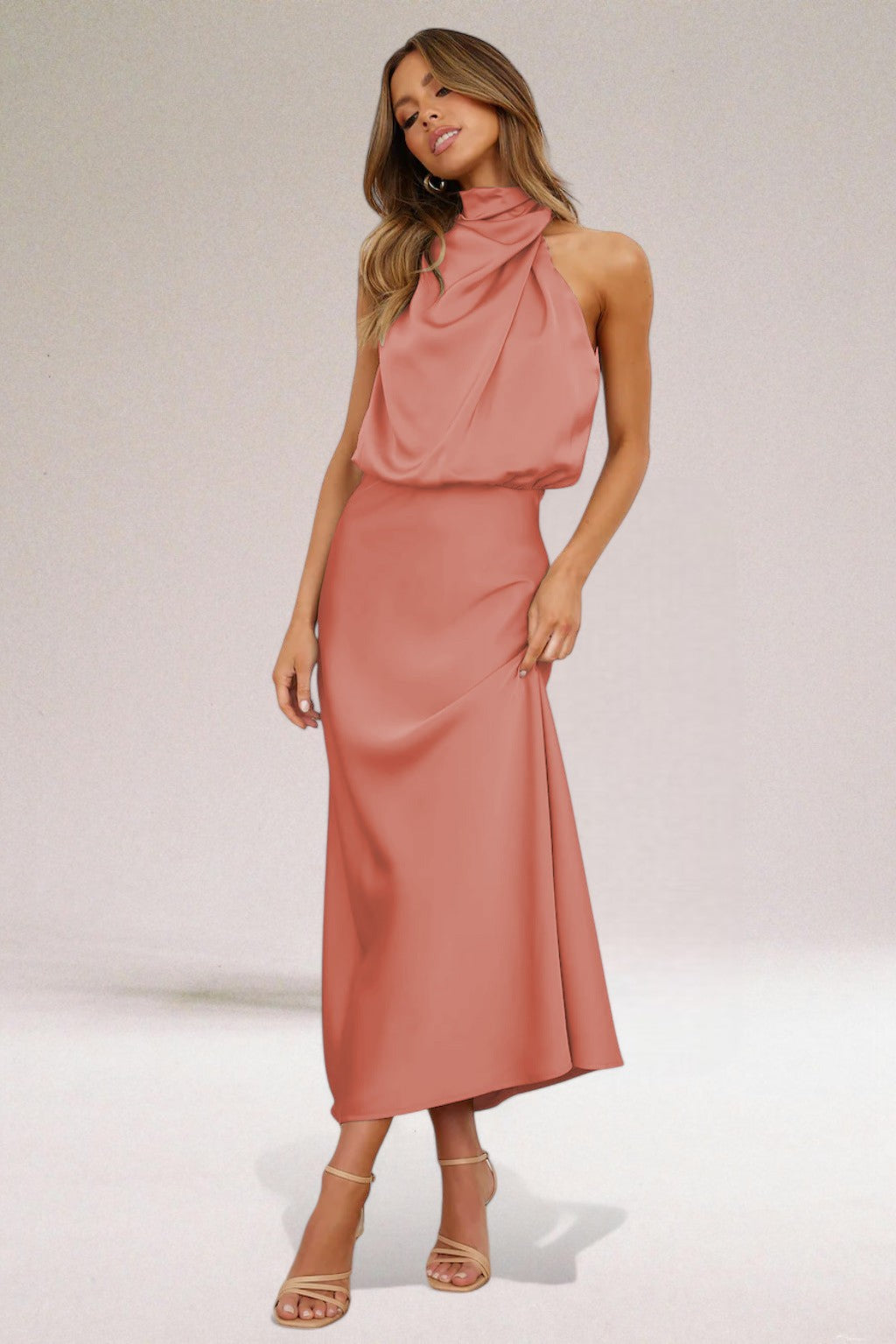 Flavia | Elegantes Halterkleid für Damen mit Wasserfallausschnitt