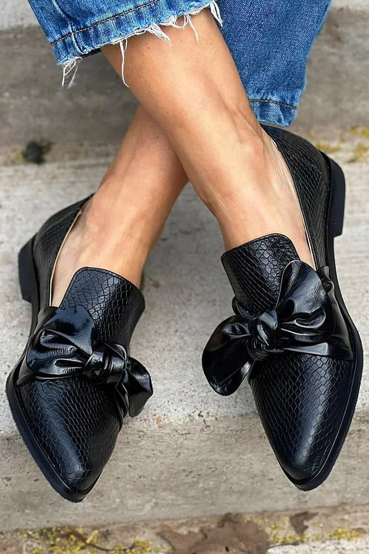 Schwarze Loafers für Damen mit Glänzendem Bow