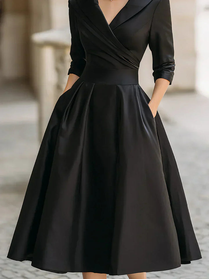 Clara | Elegantes Midikleid für Damen mit V-Ausschnitt und 3/4-Ärmeln