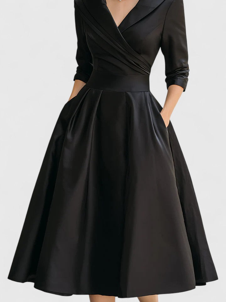 Marcelle | Zeitloses Eleganzkleid für Damen mit V-Ausschnitt und 3/4-Ärmeln