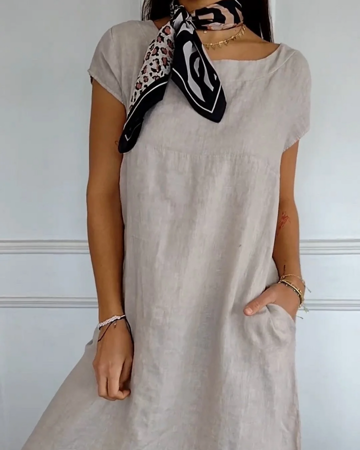 Brenna | Lässiges Kleid für Damen mit Rundhalsausschnitt und kurzen Ärmeln