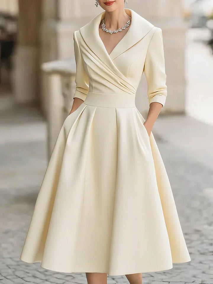 Clara | Elegantes Midikleid für Damen mit V-Ausschnitt und 3/4-Ärmeln