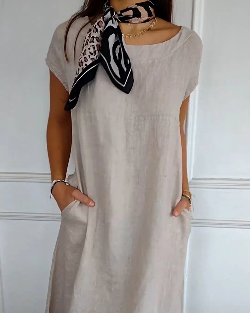 Brenna | Lässiges Kleid für Damen mit Rundhalsausschnitt und kurzen Ärmeln