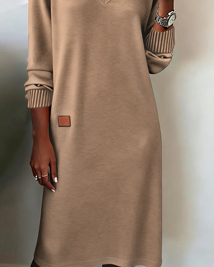 Carmen | Pulloverkleid für Damen mit V-Ausschnitt und langen Ärmeln