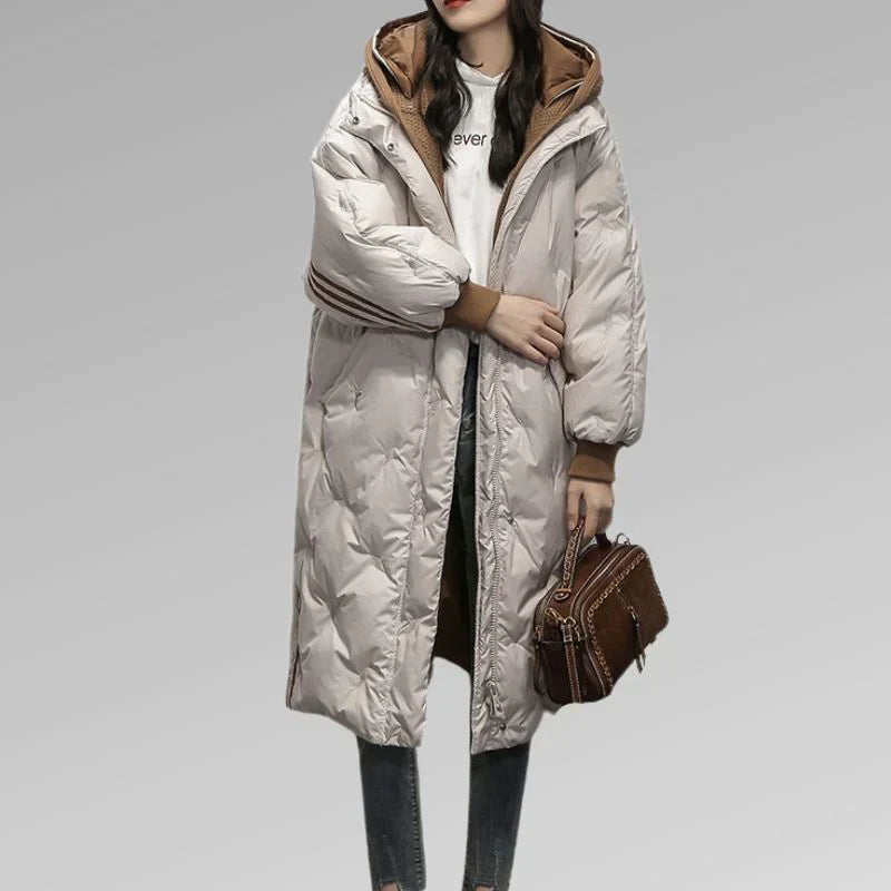 Lily | Langer Gefütterter Wintermantel für Damen mit Kapuze und langen Ärmeln