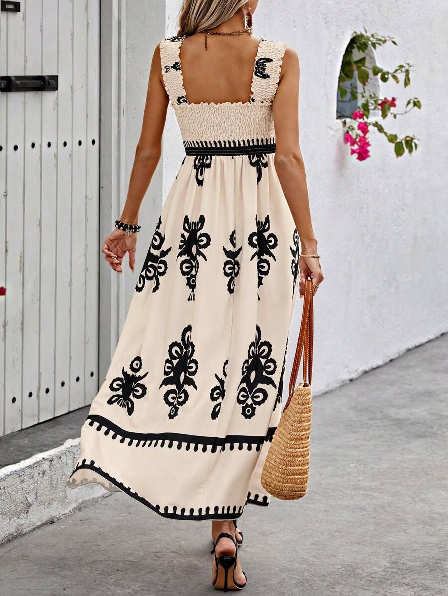 Iveth | Bohemian Maxikleid für Damen mit Blumenmuster und eckigem Ausschnitt