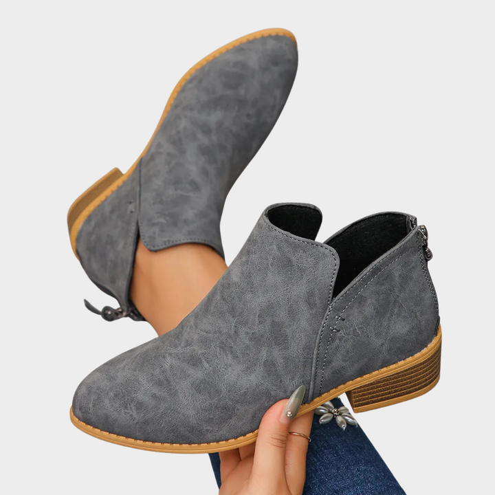 Oakley | Niedrige Absatz-Stiefeletten