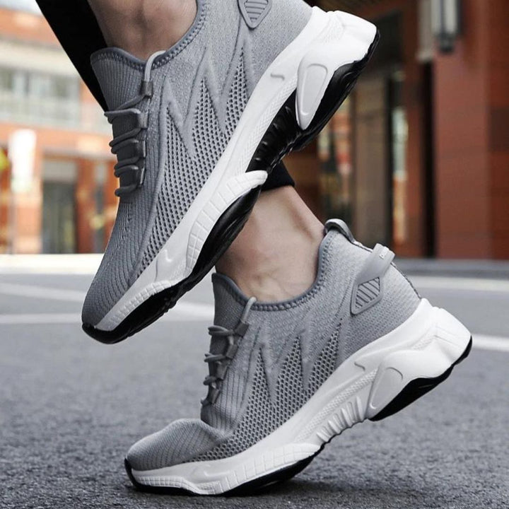 Alpha Kicks | SkyBoost Pro für Herren mit flachem Absatz