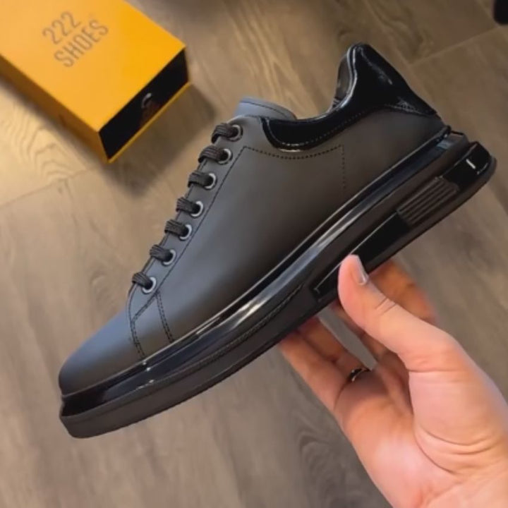 Alexander | Chic Herren Sneaker mit flachem Absatz