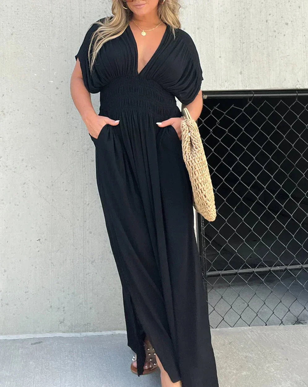 Barbara | Elegantes Maxikleid für Damen mit V-Ausschnitt und kurzen Ärmeln