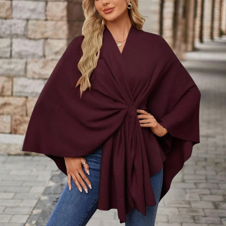 Lia | Schicker Poncho für Damen mit V-Ausschnitt