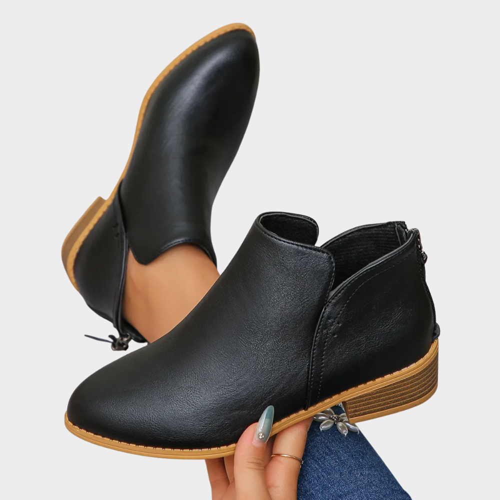 Oakley | Niedrige Absatz-Stiefeletten