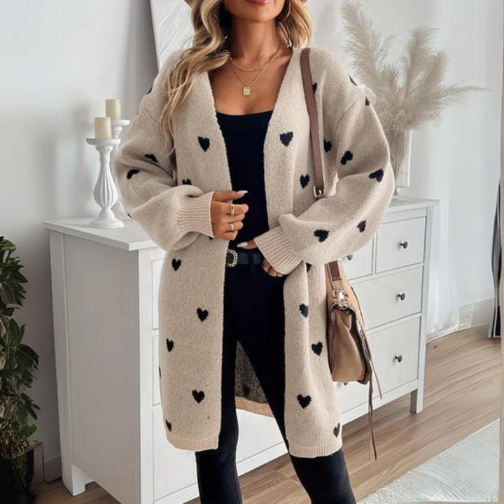Julia | Herzmuster Cardigan für Damen mit V-Ausschnitt und langen Ärmeln