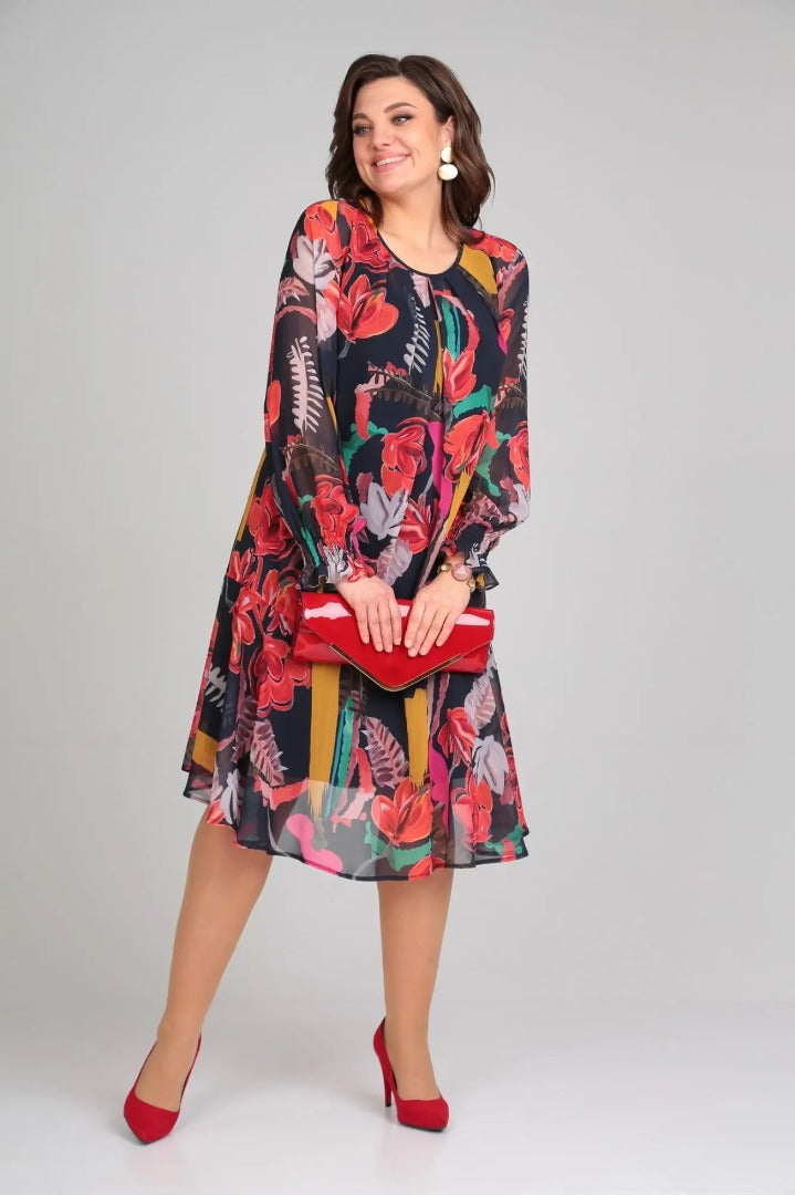 Andrea | Modisches Blumenkleid für Damen mit Rundhalsausschnitt und langen Ärmeln