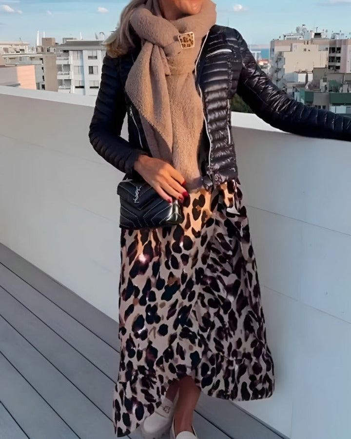 Stella | Midikleid für Damen mit Leopardenmuster und V-Ausschnitt