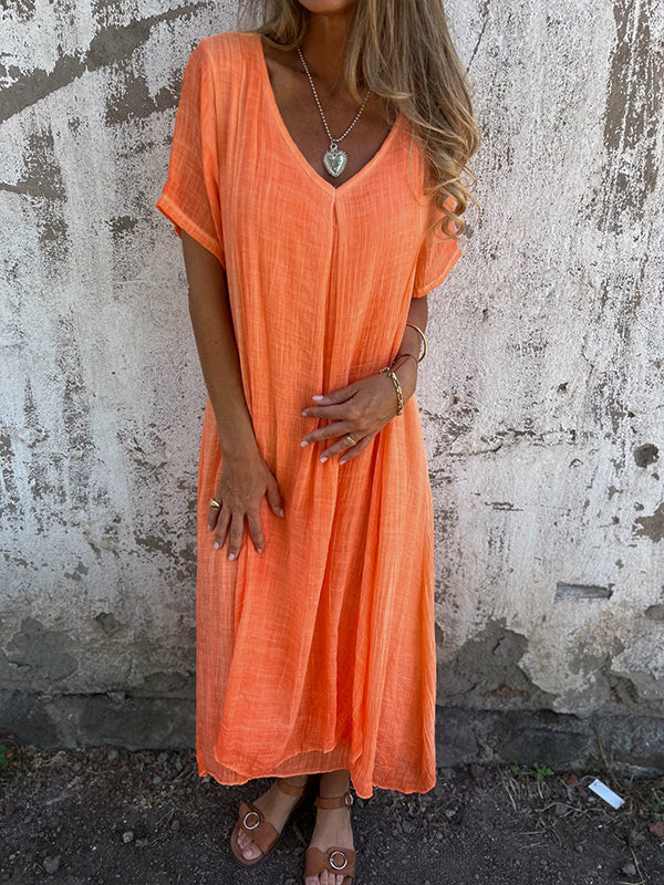 NIA | Maxikleid mit V-Ausschnitt und langen Ärmeln