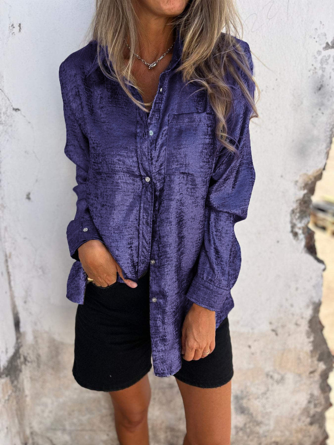 Trina | Elegante Heritage-Bluse für Damen mit V-Ausschnitt und langen Ärmeln