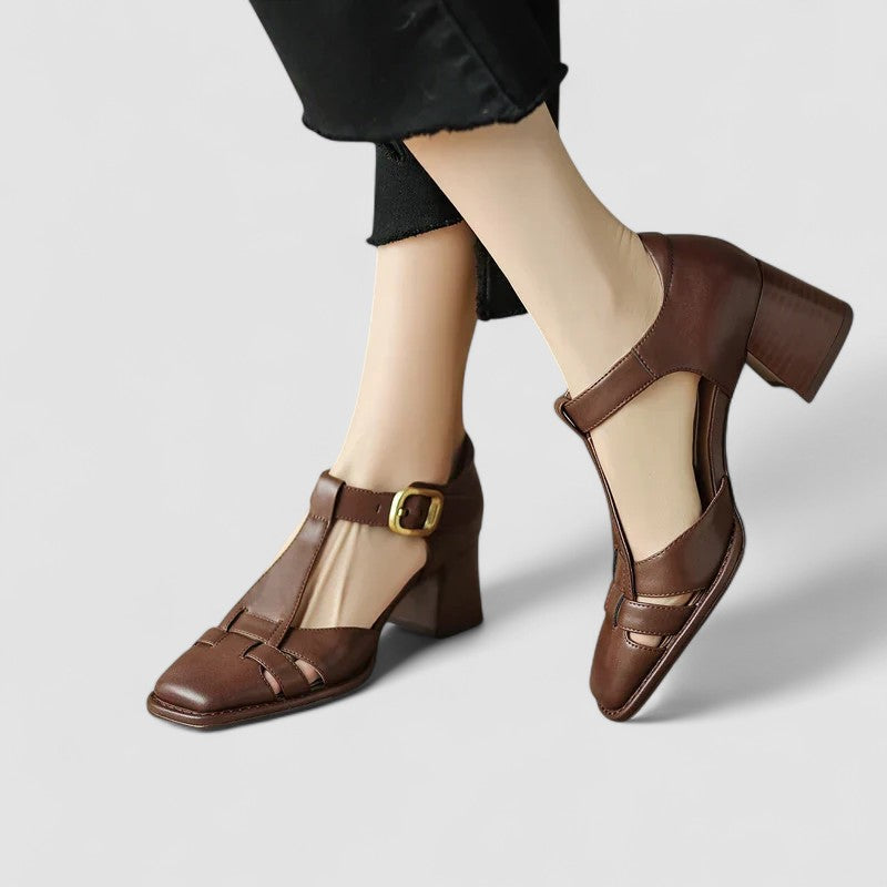 Elyxiana | Orthopädische T-Strap Blockabsätze