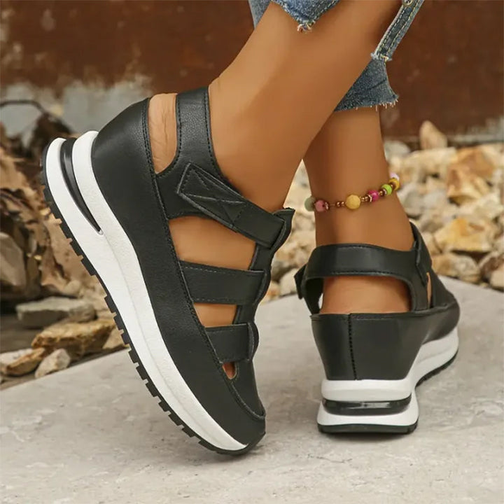 Martina | Orthopädische Klettsandalen für Damen mit niedrigem Absatz