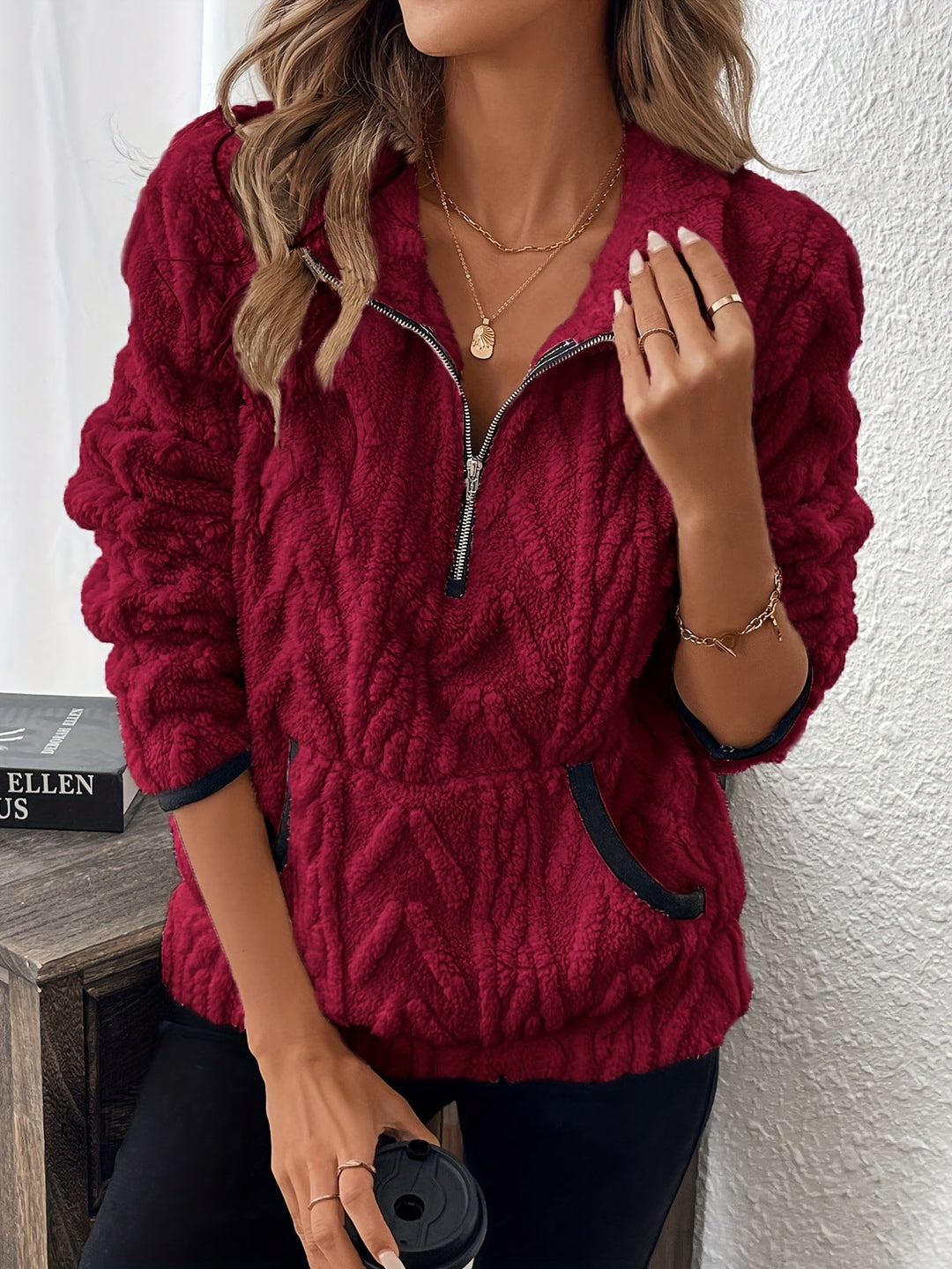Nancy | Flauschiger Pullover für Damen mit Rundhalsausschnitt und langen Ärmeln