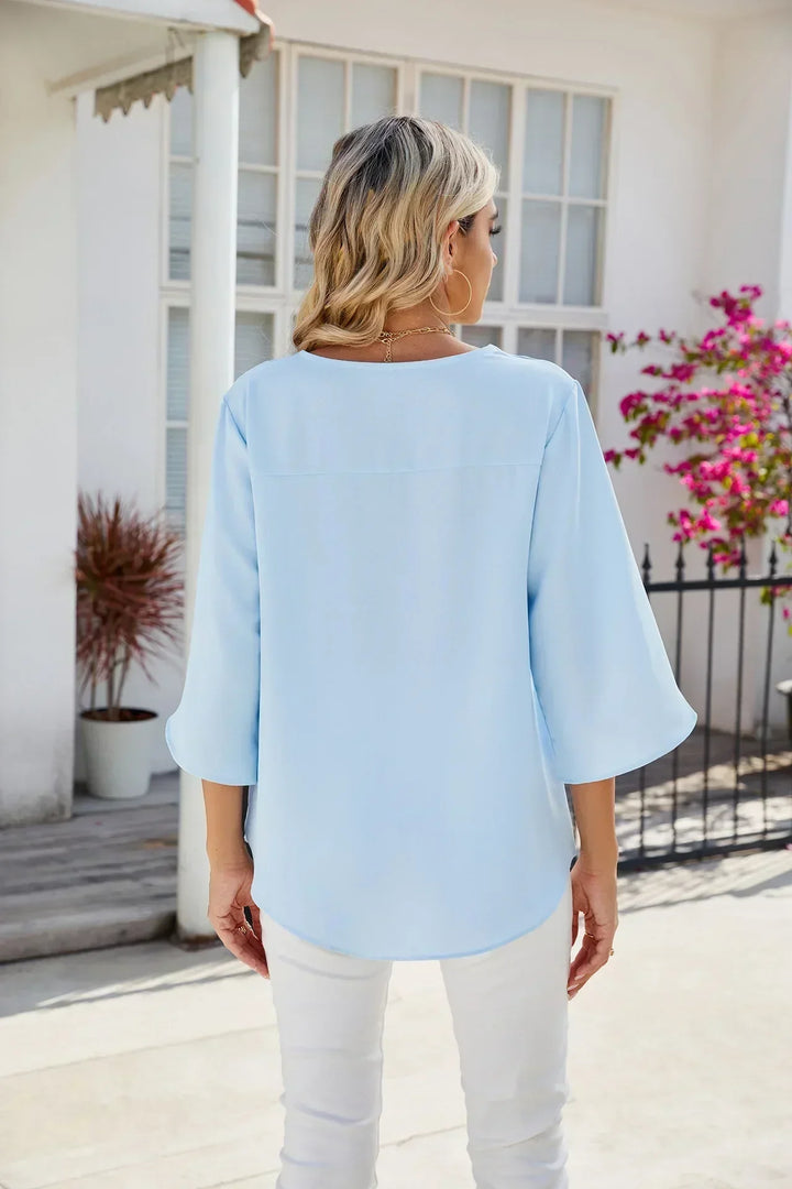 Carmen | V-Ausschnitt Bluse für Damen mit kurzen Ärmeln und langen Ärmeln
