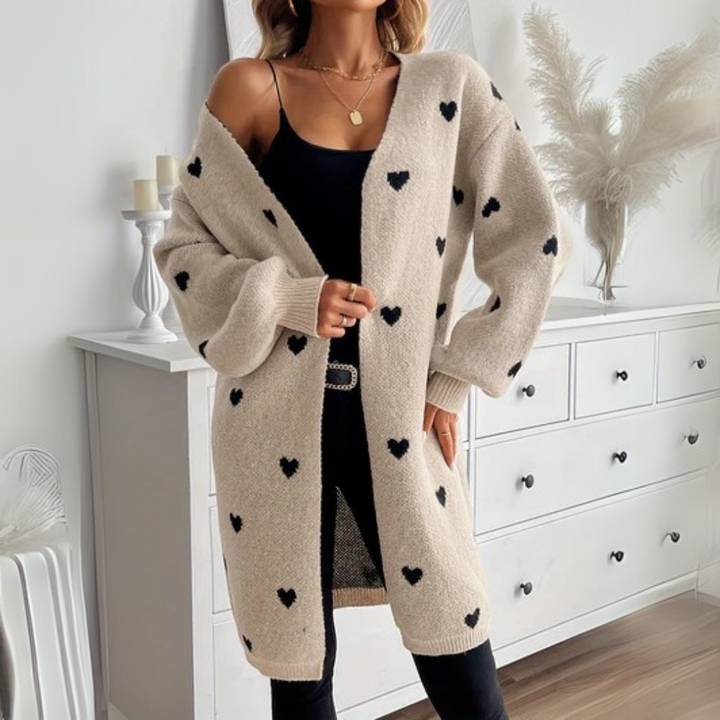Julia | Herzmuster Cardigan für Damen mit V-Ausschnitt und langen Ärmeln