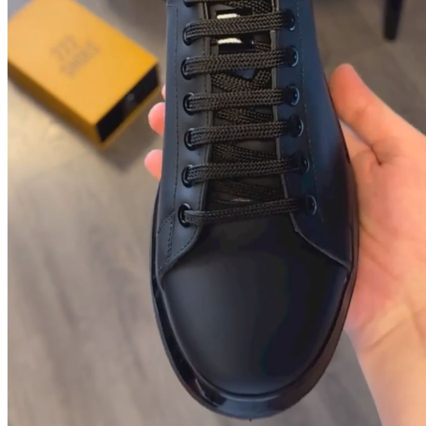 Alexander | Chic Herren Sneaker mit flachem Absatz