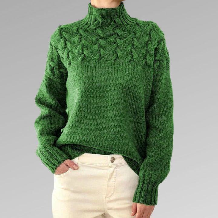 Eva | Damenpullover für Damen mit Zopfmuster-Detail und Rollkragen