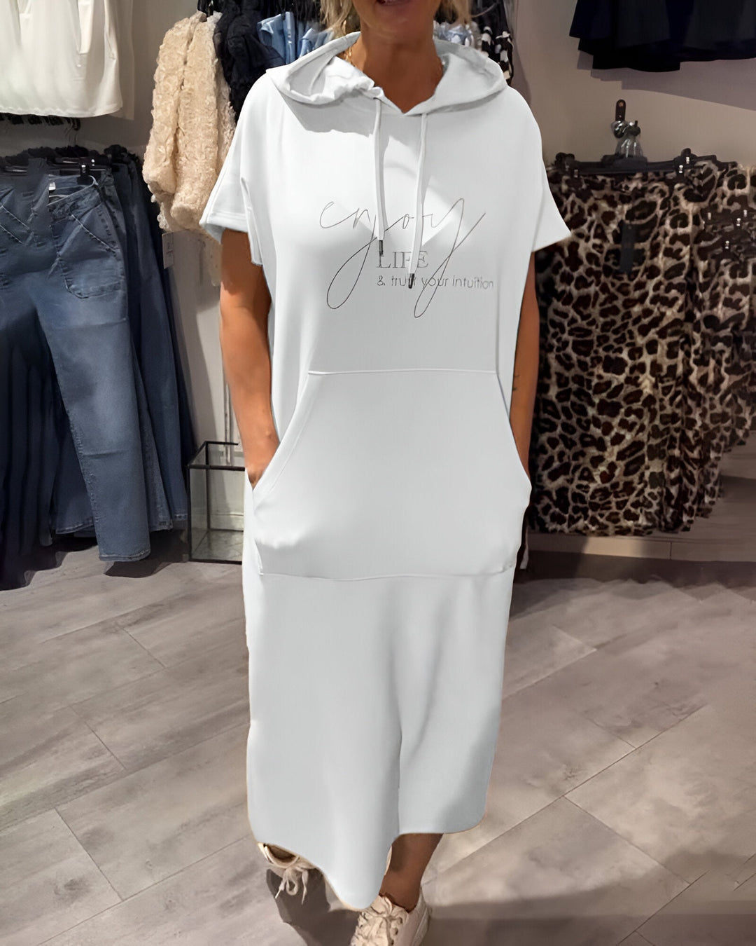 Bridget | Lässiges Hoodie-Midikleid für Damen mit Leoparden-Print und Kapuze