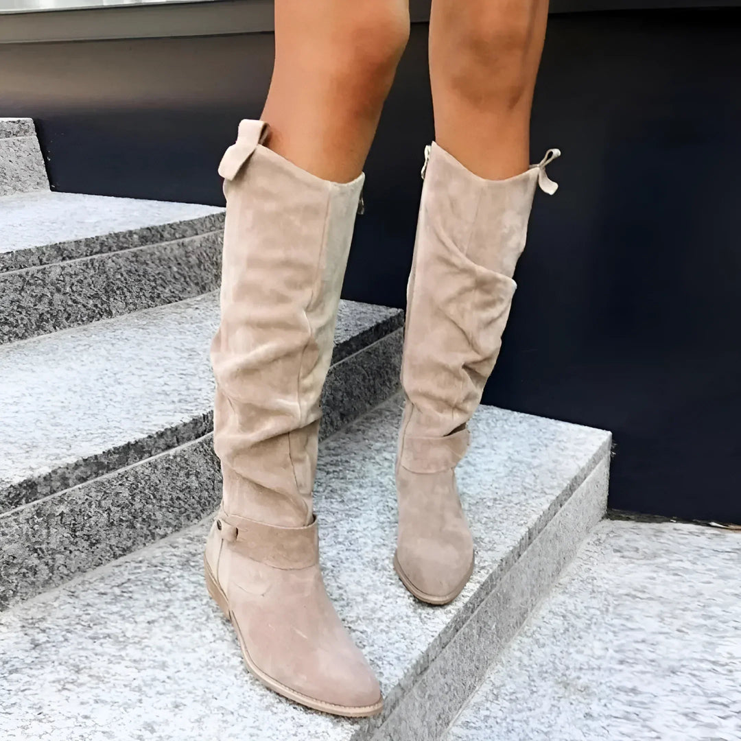 Flavia | Stiefelette für Damen mit flachem Absatz
