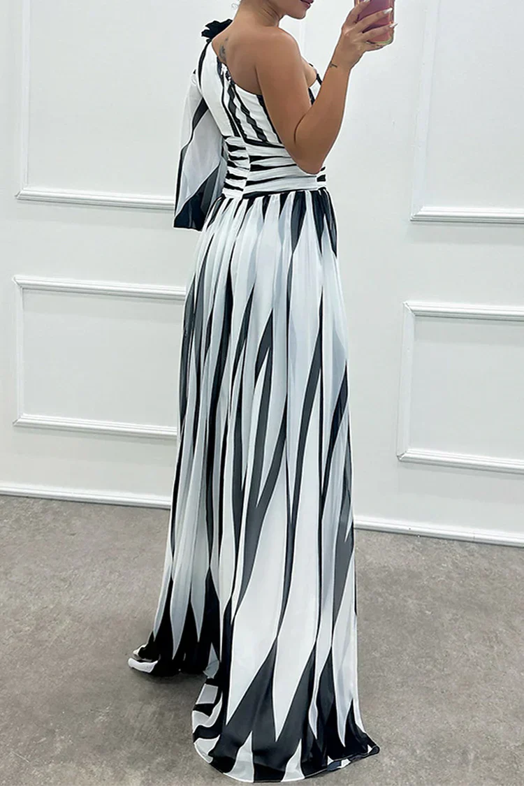 Chloe | Elegantes gestreiftes Maxikleid für Damen mit einem Schulterträger