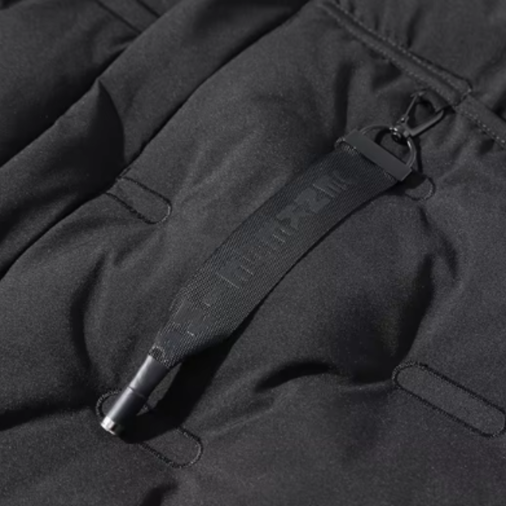Lange Winterjacke für Herren mit Kapuze und langen Ärmeln