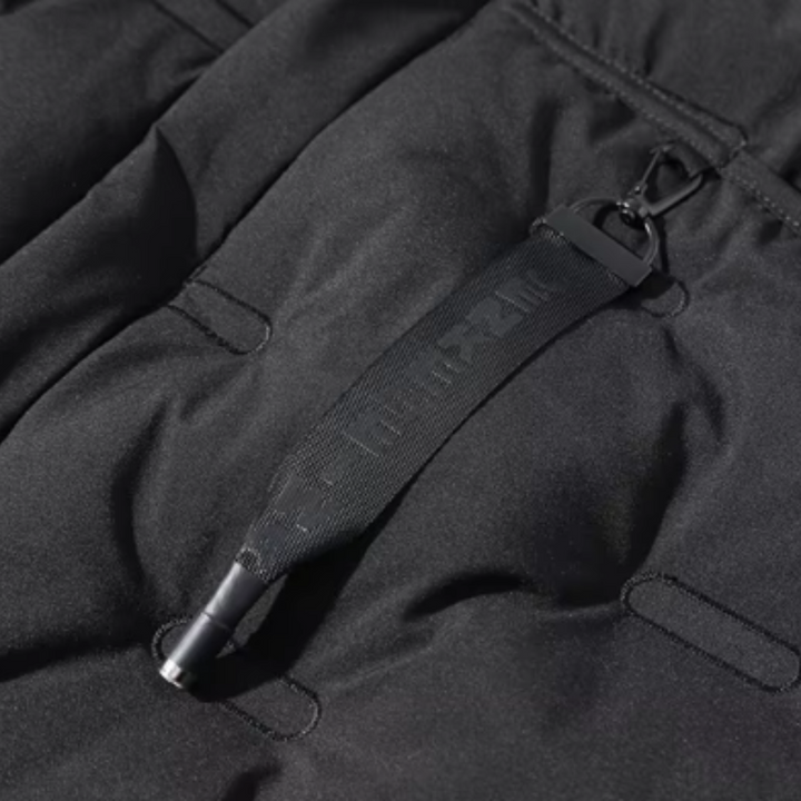 Lange Winterjacke für Herren mit Kapuze und langen Ärmeln