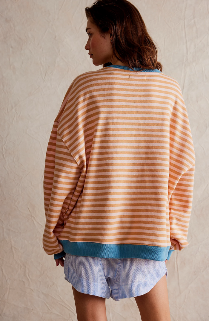 Amelia | Gestreifter Pullover in Übergröße für Damen mit Rundhalsausschnitt