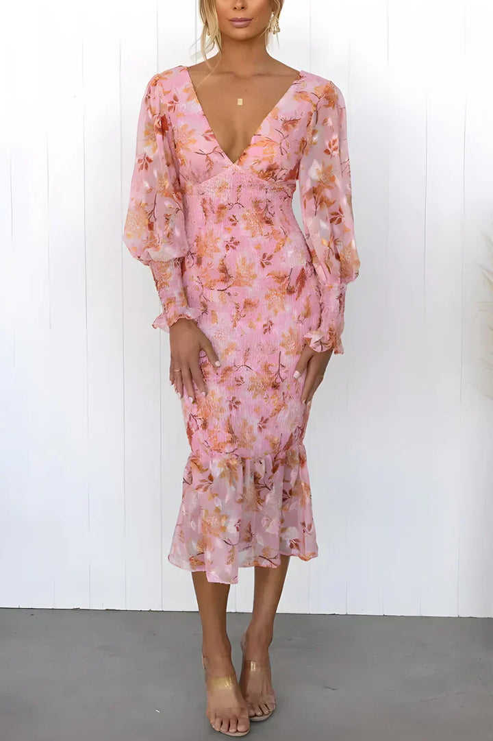 Amara | Wunderschönes Blumenkleid für Damen mit V-Ausschnitt und kurzen Ärmeln