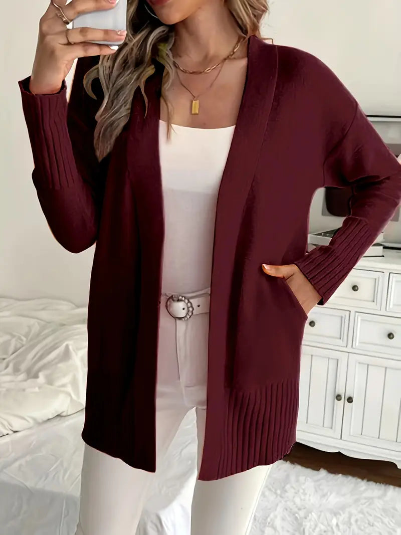 Flor | Gemütlicher Strickcardigan für Damen mit V-Ausschnitt und langen Ärmeln