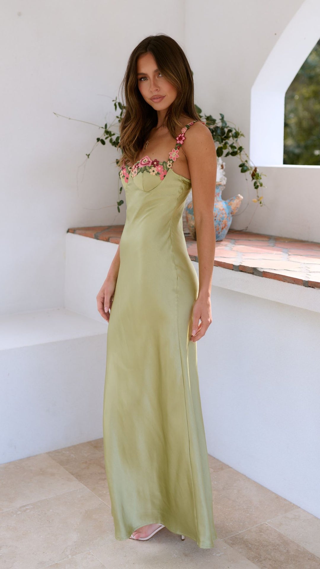 Luz | Besticktes Maxikleid in einfarbig für Damen mit eckigem Ausschnitt