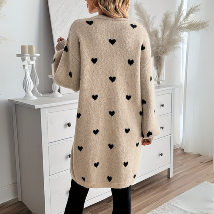 Julia | Herzmuster Cardigan für Damen mit V-Ausschnitt und langen Ärmeln