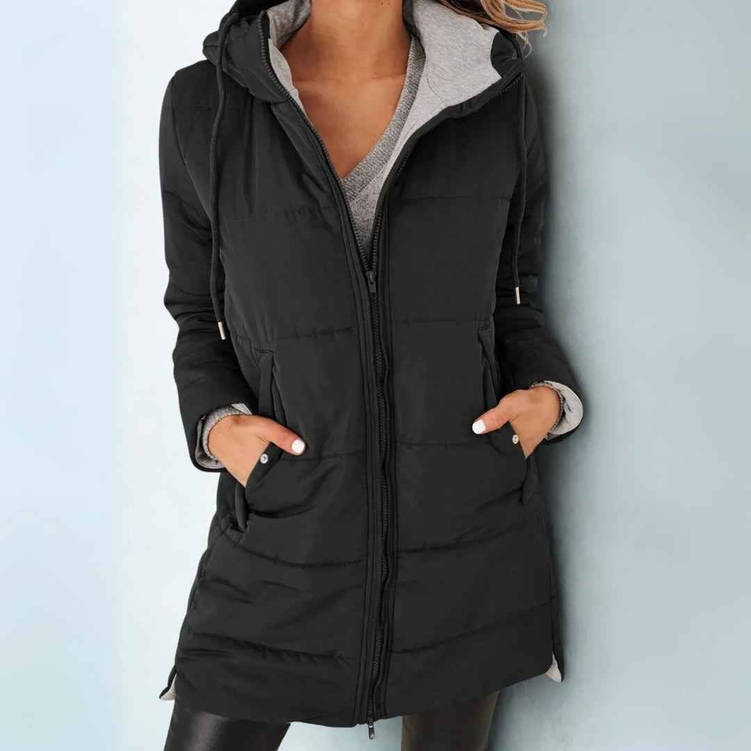 Rae | Lässige Kapuzen-Puffer-Daunenjacke für Damen mit langen Ärmeln