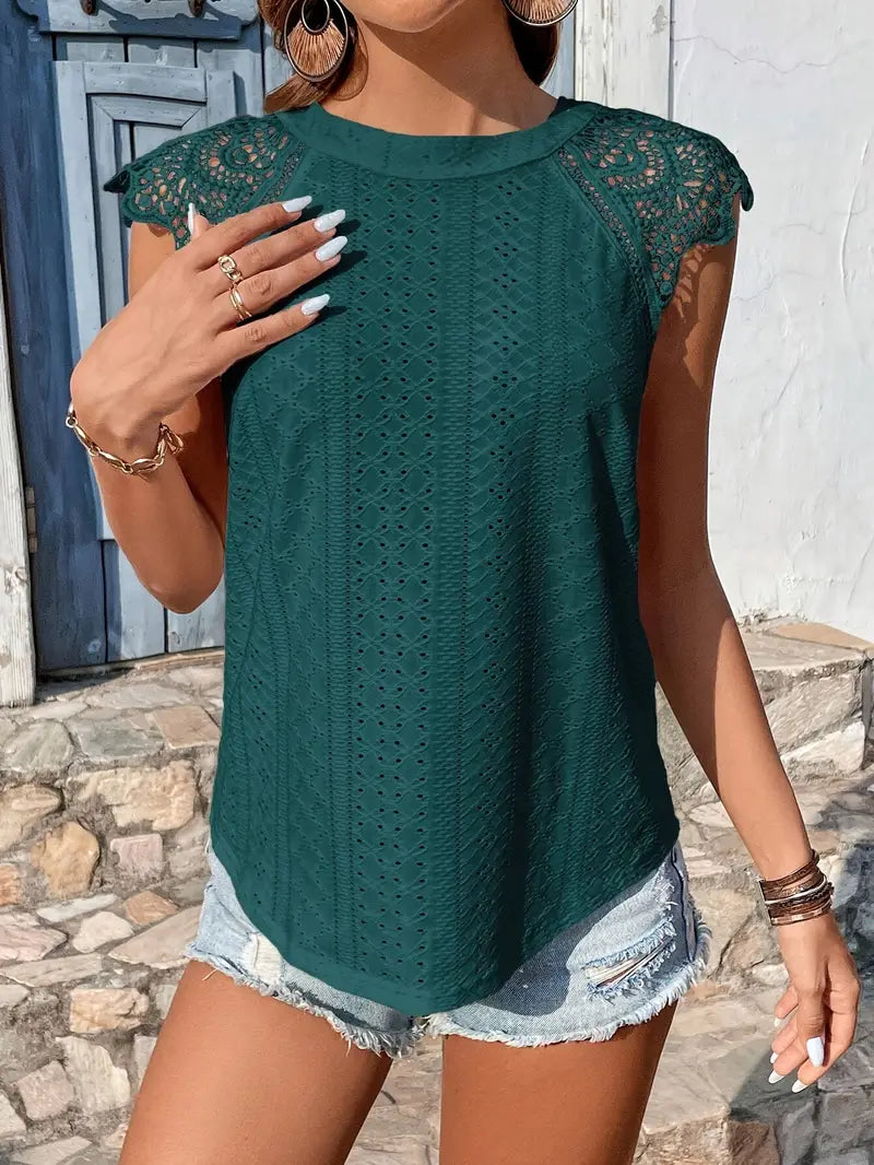 Keshia | Elegante Bluse für Damen mit Ösen und Bindeband