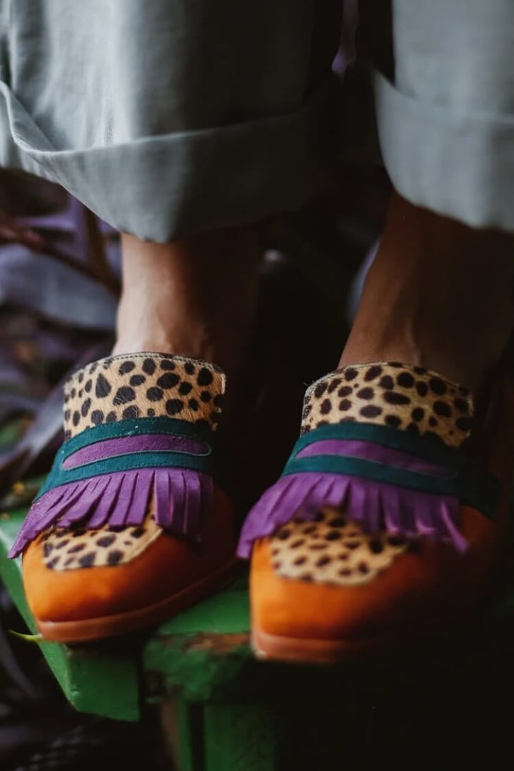 Loafer für Damen mit Fransen und Tierdruck