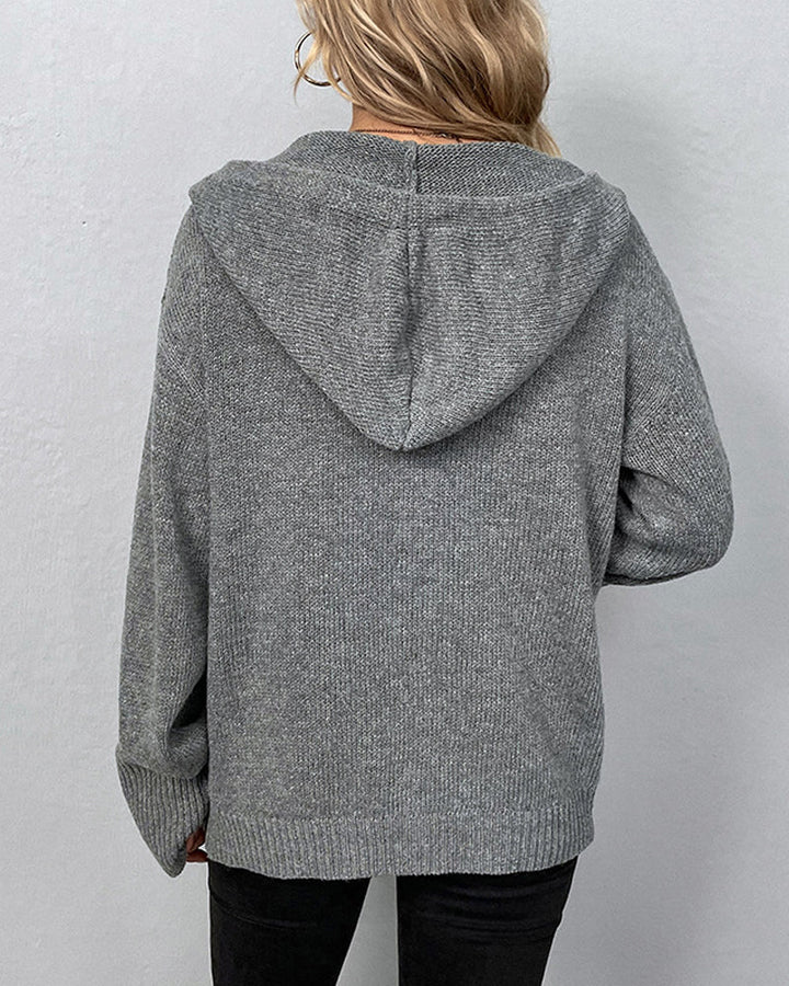 Lea | Damen Strickjacke mit Kapuze und Knöpfen