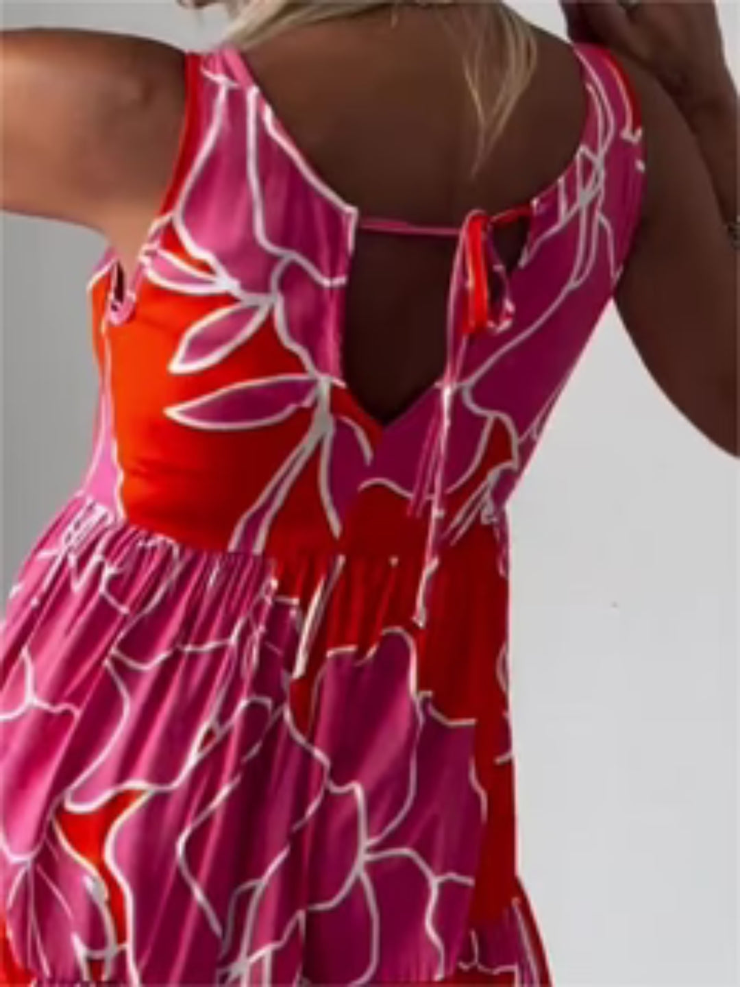 Fiorella | Florale Midikleid für Damen mit Rundhalsausschnitt