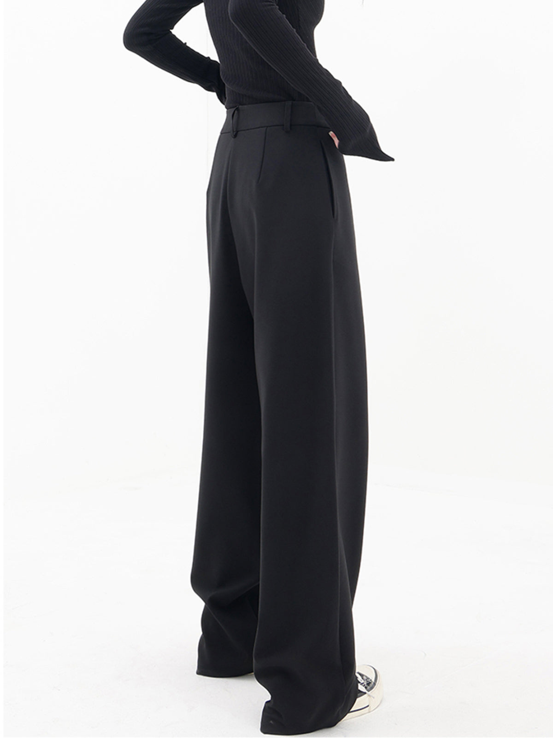 Sofia | Moderne Baggy Hose für Damen mit weiter Passform und hohem Bund