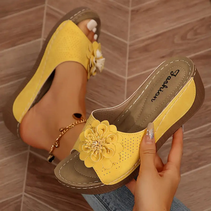 Belle | Orthopädische Sandalen für Damen mit Blumenmuster