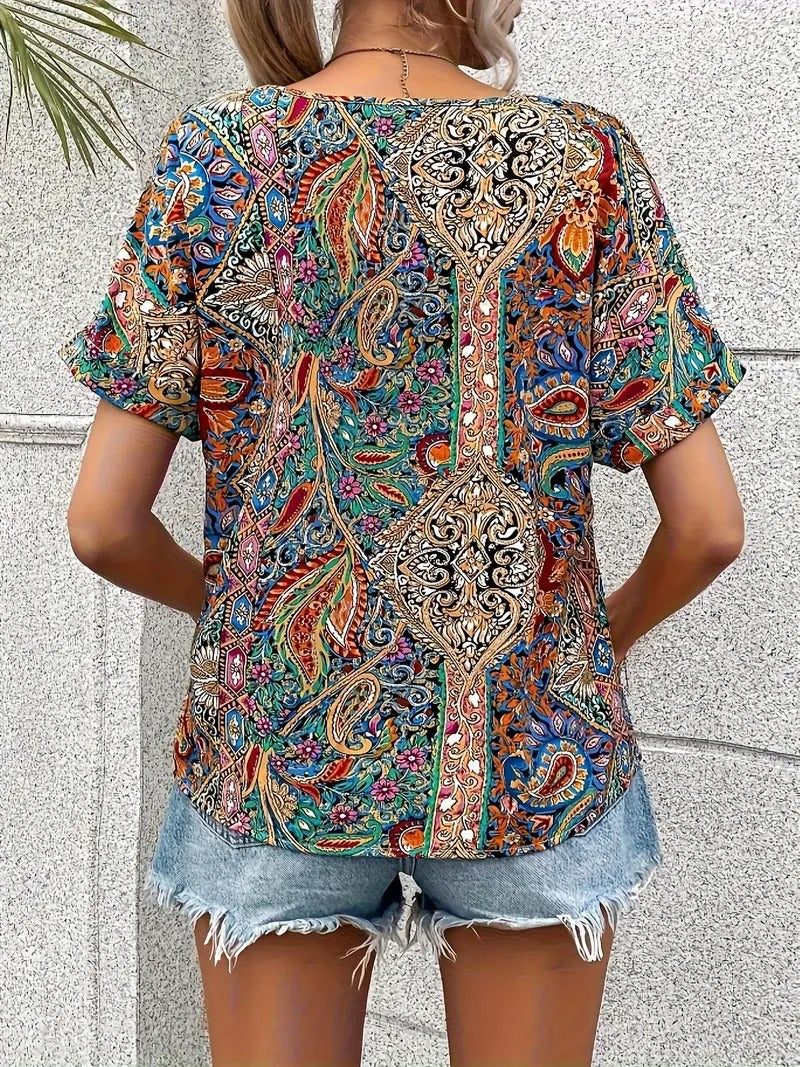 Livia | Lockeres Sommer-Paisley-Top für Damen mit V-Ausschnitt und kurzen Ärmeln