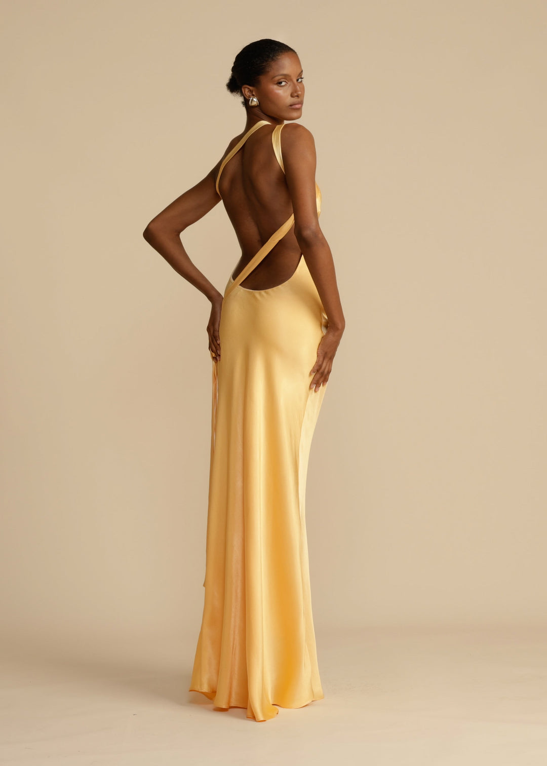 Selene | Maxikleid für Damen mit Neckholder-Ausschnitt