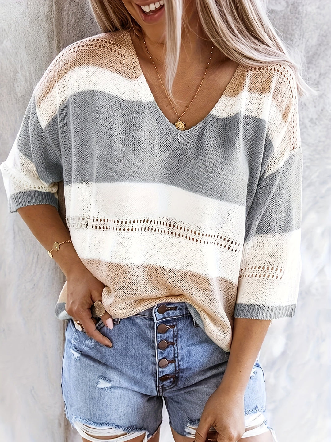 Olga | Lässiger gestreifter V-Ausschnitt Pullover für Damen