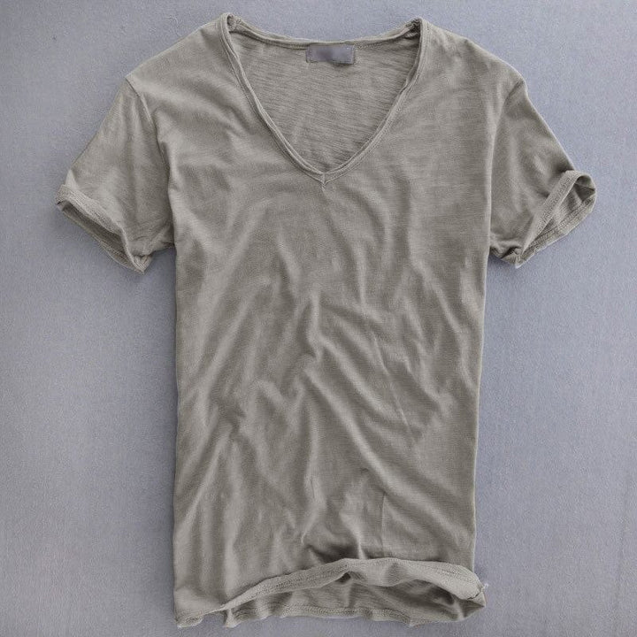 Michele | T-Shirt für Herren mit V-Ausschnitt und kurzen Ärmeln